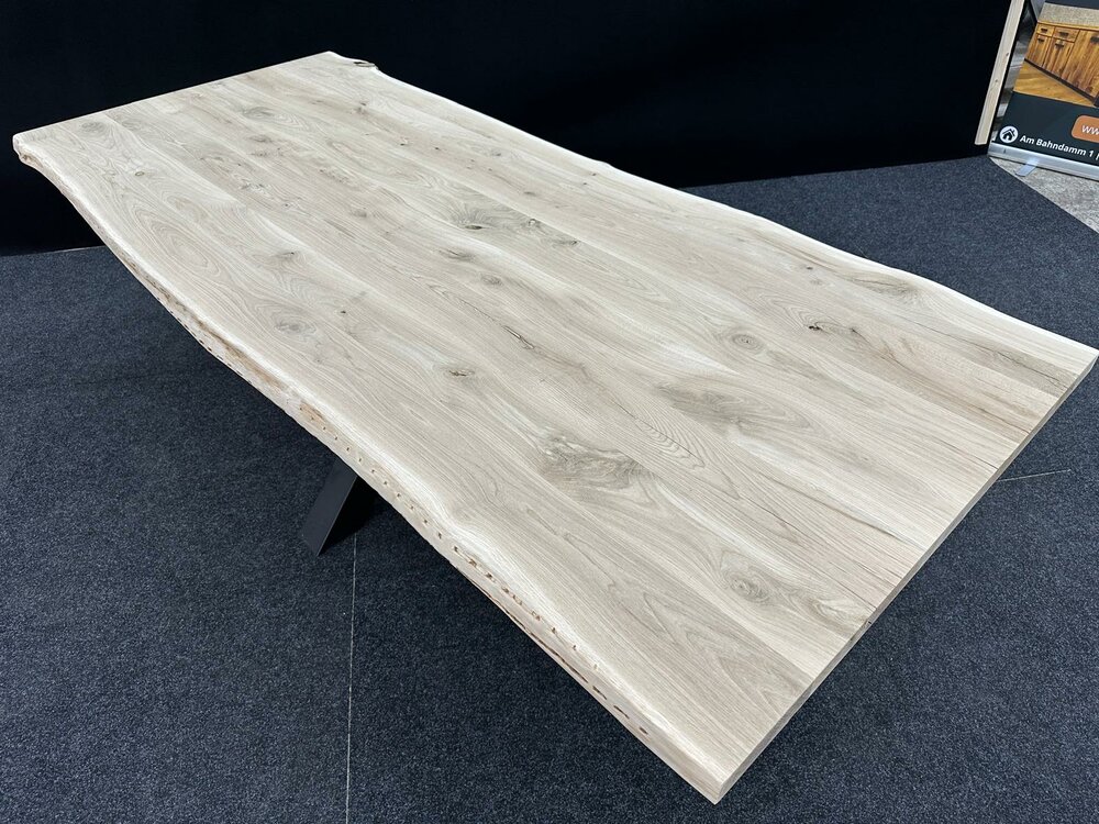 TI.50 | 260x107x4 cm