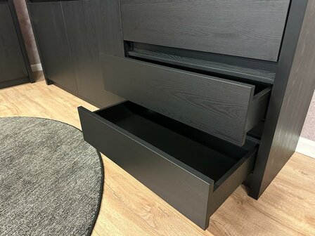 Milo Highboard Schwarz