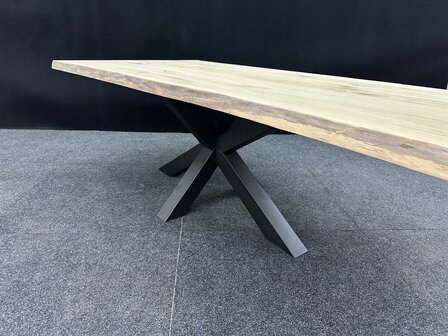 TI.187/17 | 260x113x5,5 cm