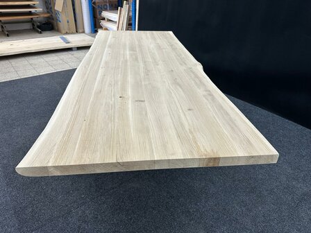 TI.187/9 | 300x112x5,7 cm