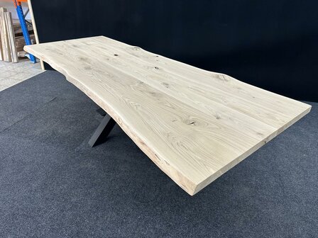 TI.187/16 | 300x110x5 cm