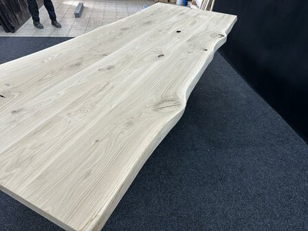 TI.187/16 | 300x110x5 cm