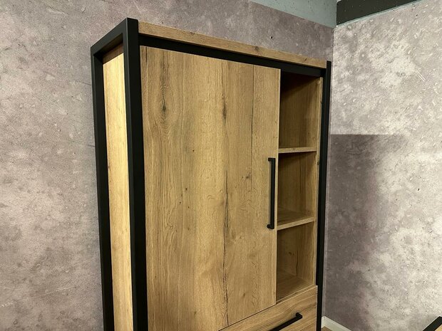 Highboard metall