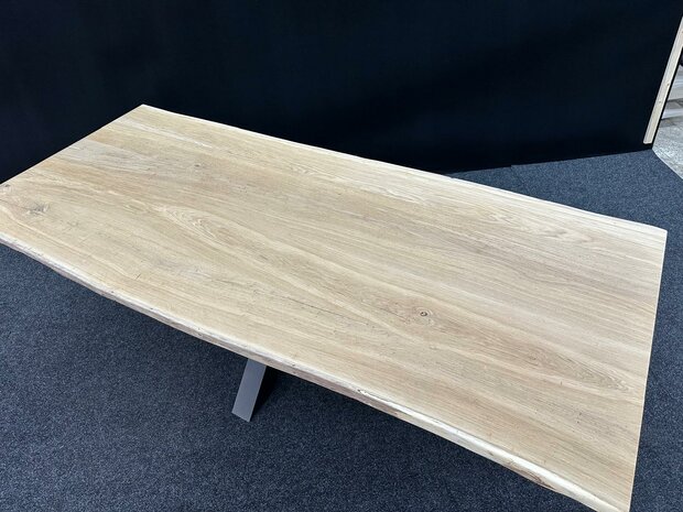 TI.52 | 250x105x4 cm