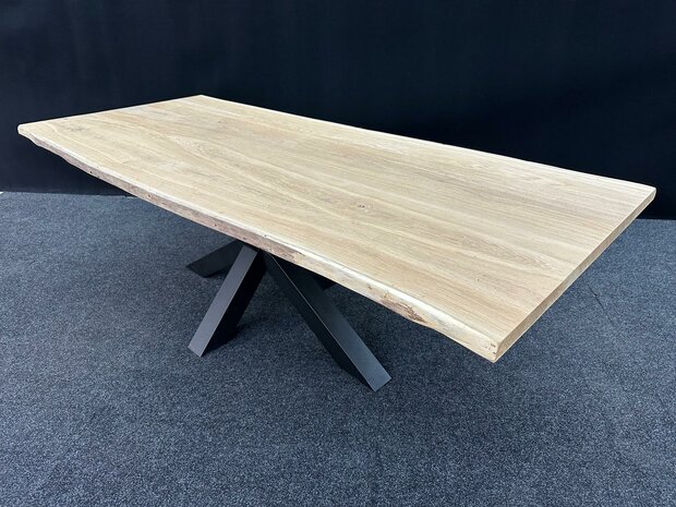 TI.52 | 250x105x4 cm
