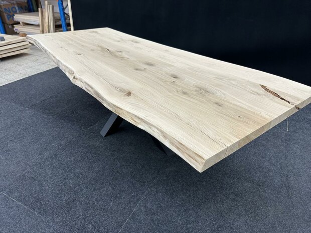 TI.225/8 | 310x119x6 cm