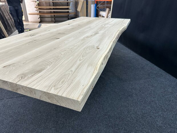 TI.187/46 | 300x120x6 cm