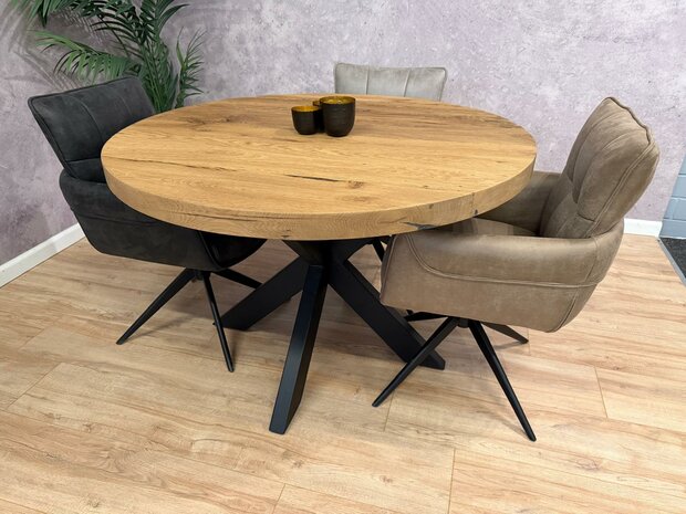 Runder Holztisch