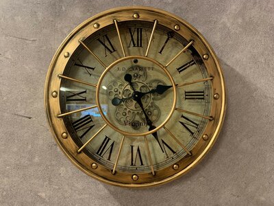 Uhr "Tirana"