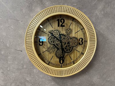 Uhr Natura